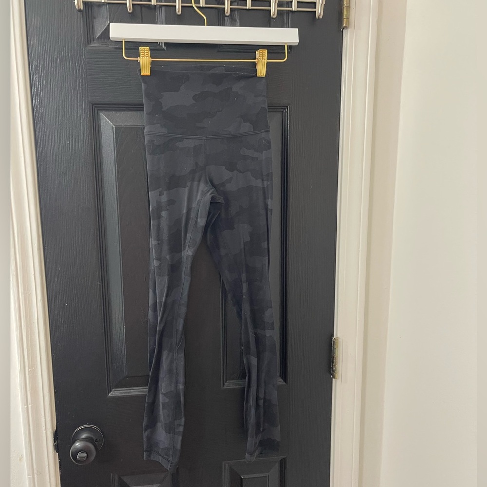LULULEMON CAMO LEGGINGS